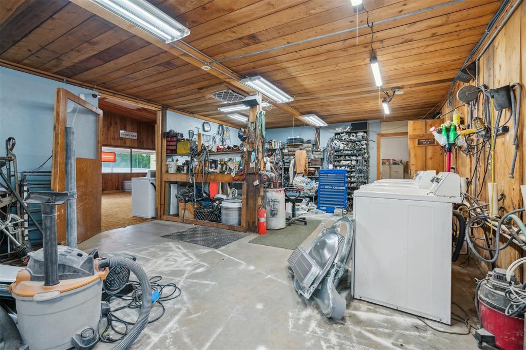 325 S Sooner Road Property Photo 25