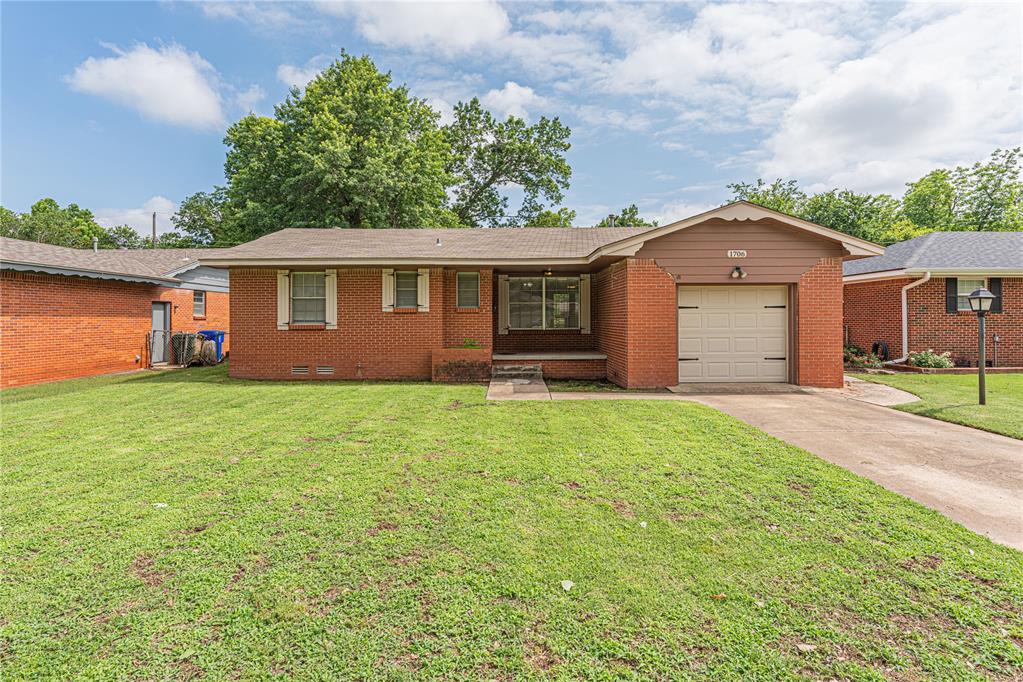 1706 Avondale Drive Property Photo 1