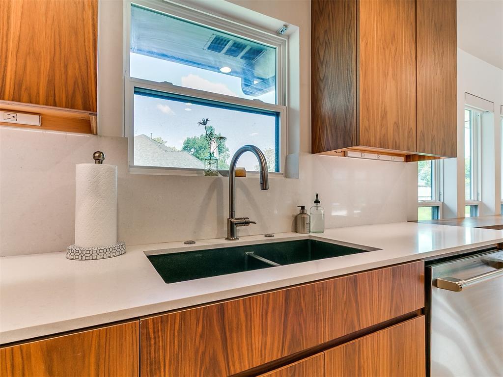 4107 Northhampton Drive Property Photo 19