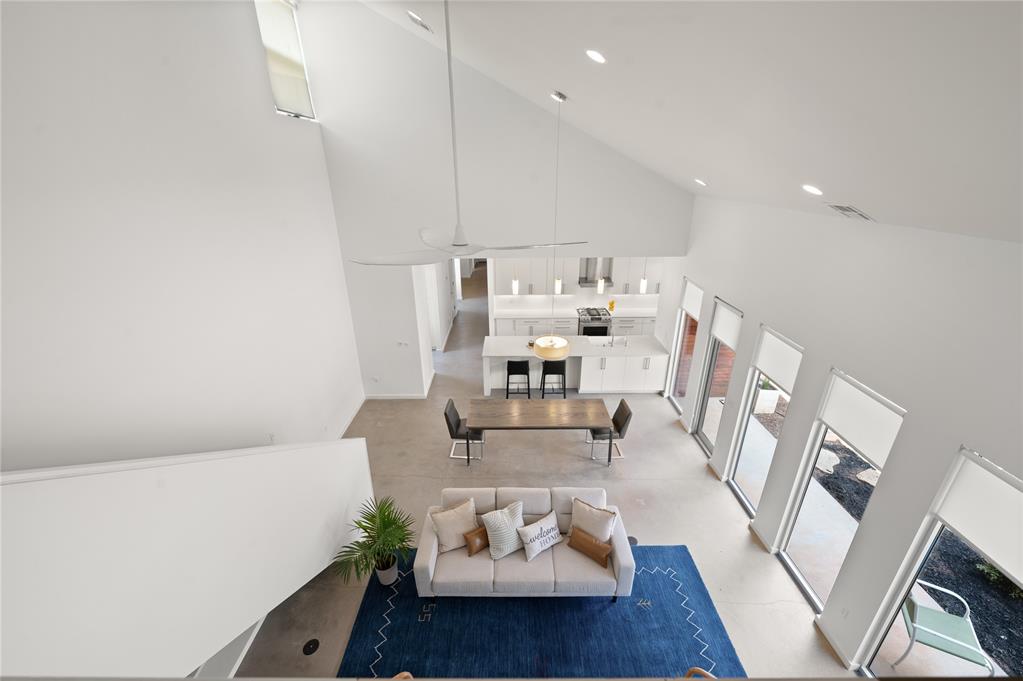 925 NW 8th Street