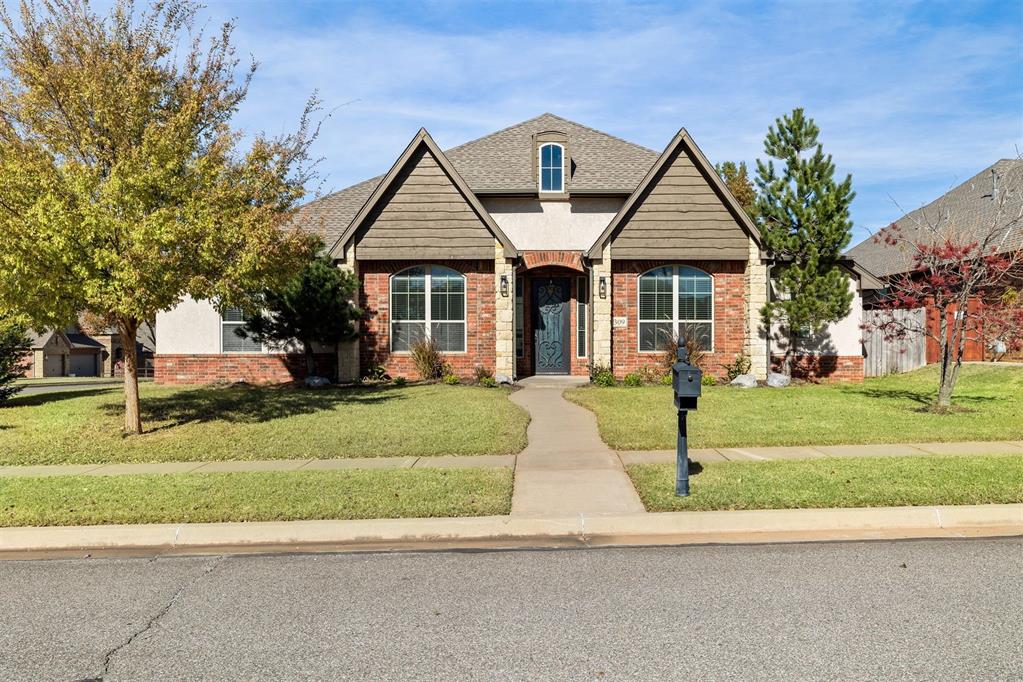 309 Turnberry Drive Property Photo 1