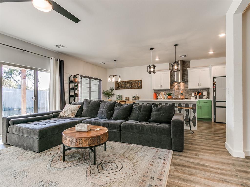 8324 Nw 151st Terrace Property Photo 6