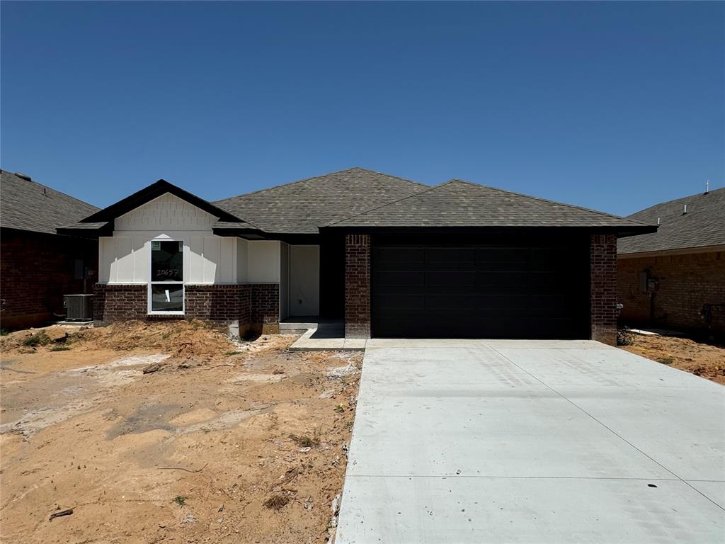 20657 Brush Creek Boulevard Property Photo 1