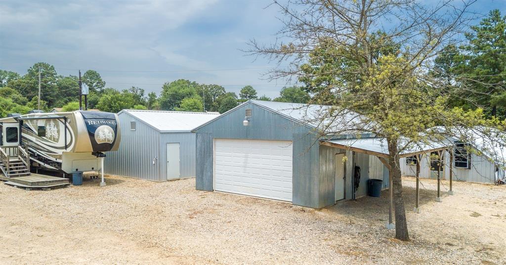 76 Woodland Lane Property Photo 5