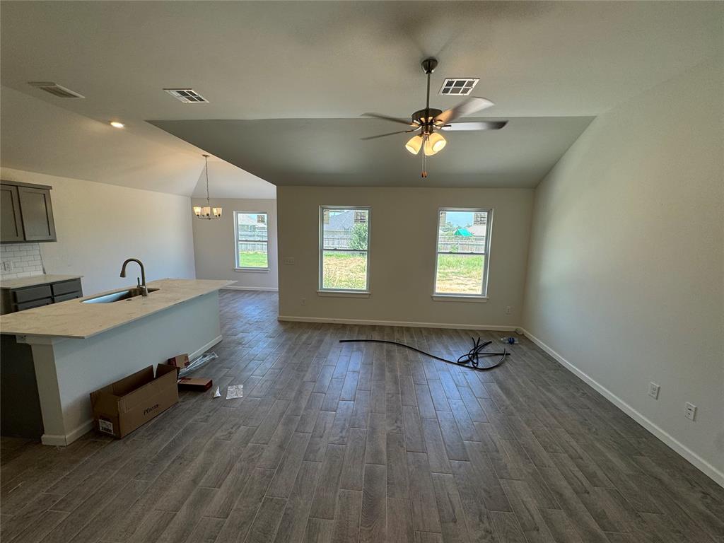20653 Brush Creek Boulevard Property Photo 2