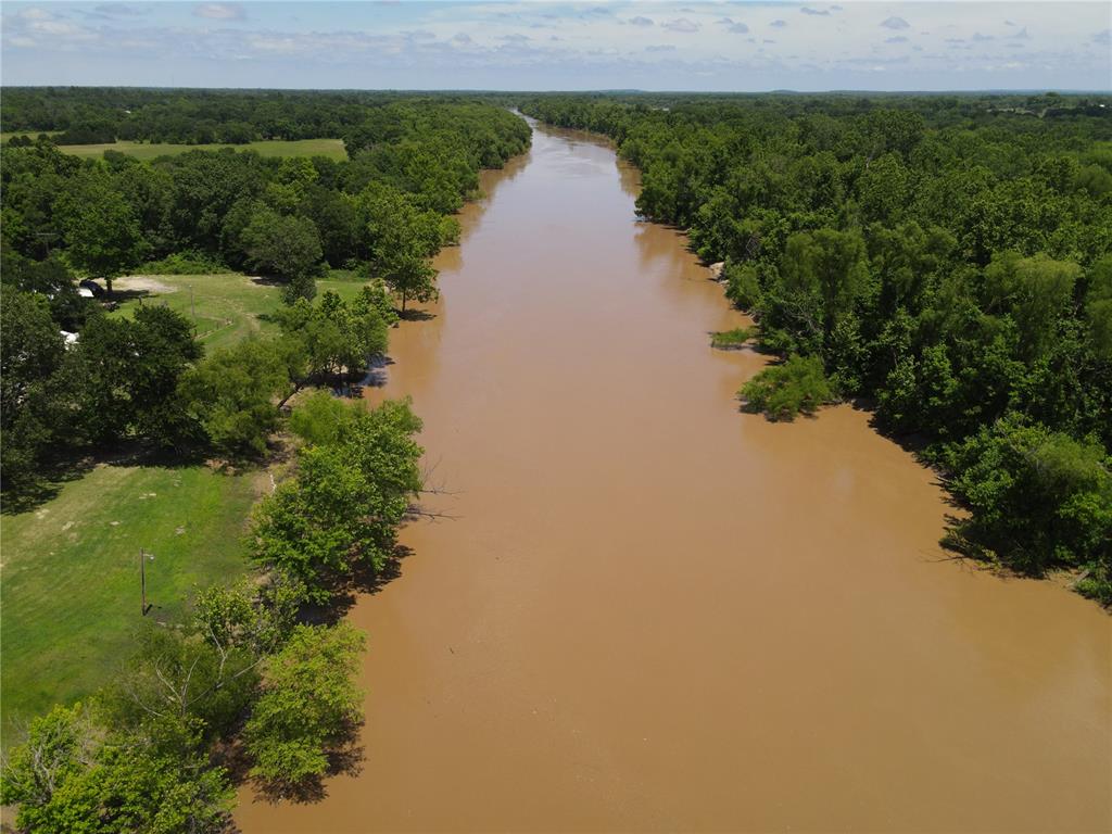 410052 E 1103 Road Property Photo 3