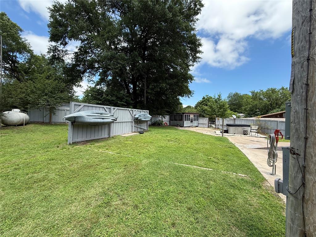 410052 E 1103 Road Property Photo 20