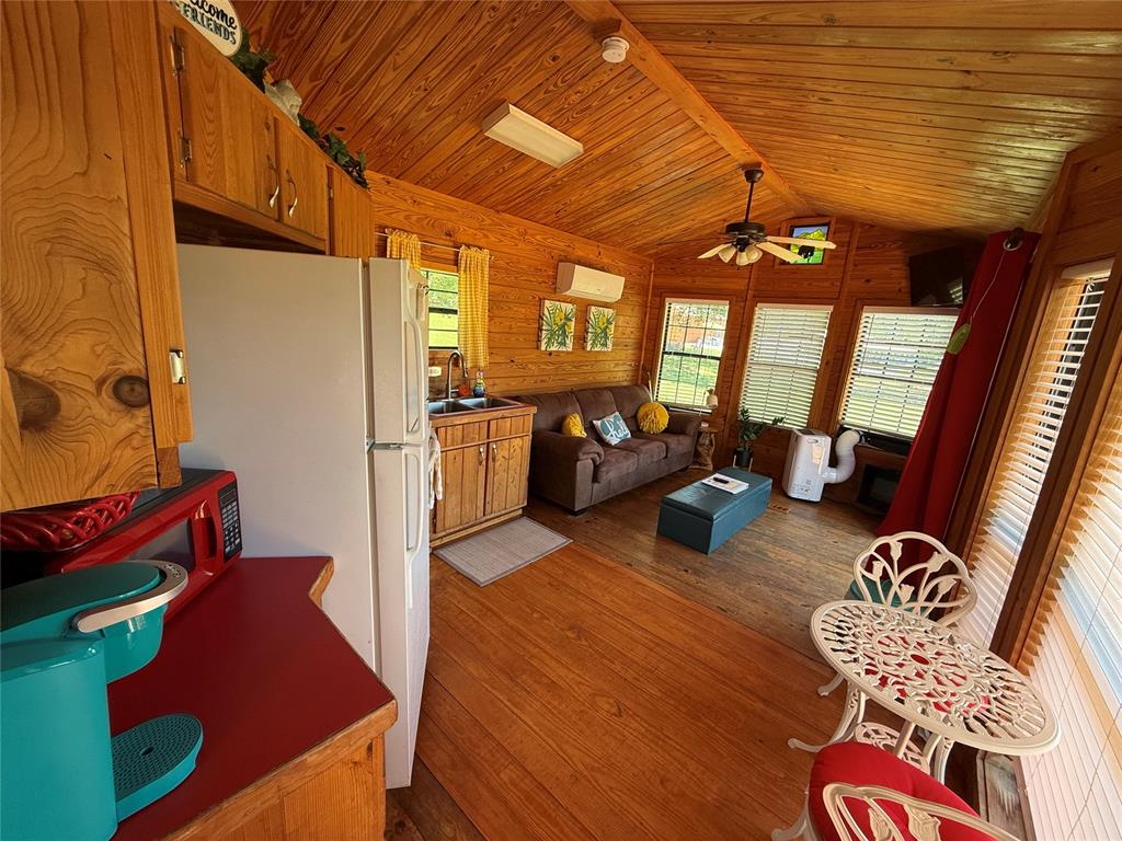 410052 E 1103 Road Property Photo 41