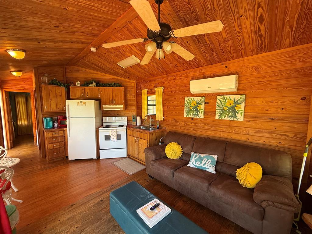 410052 E 1103 Road Property Photo 42