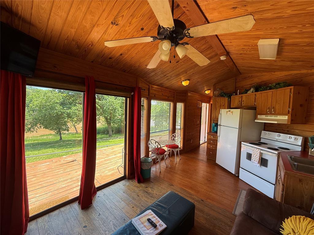 410052 E 1103 Road Property Photo 44