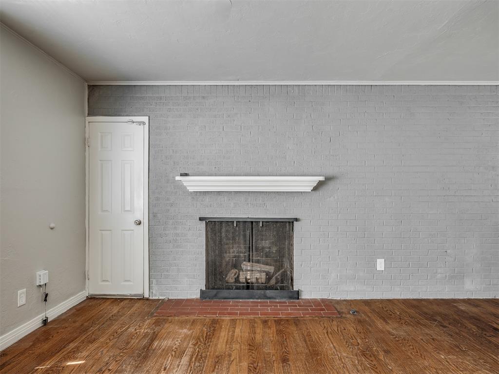 1414 Oxford Way Property Photo 10
