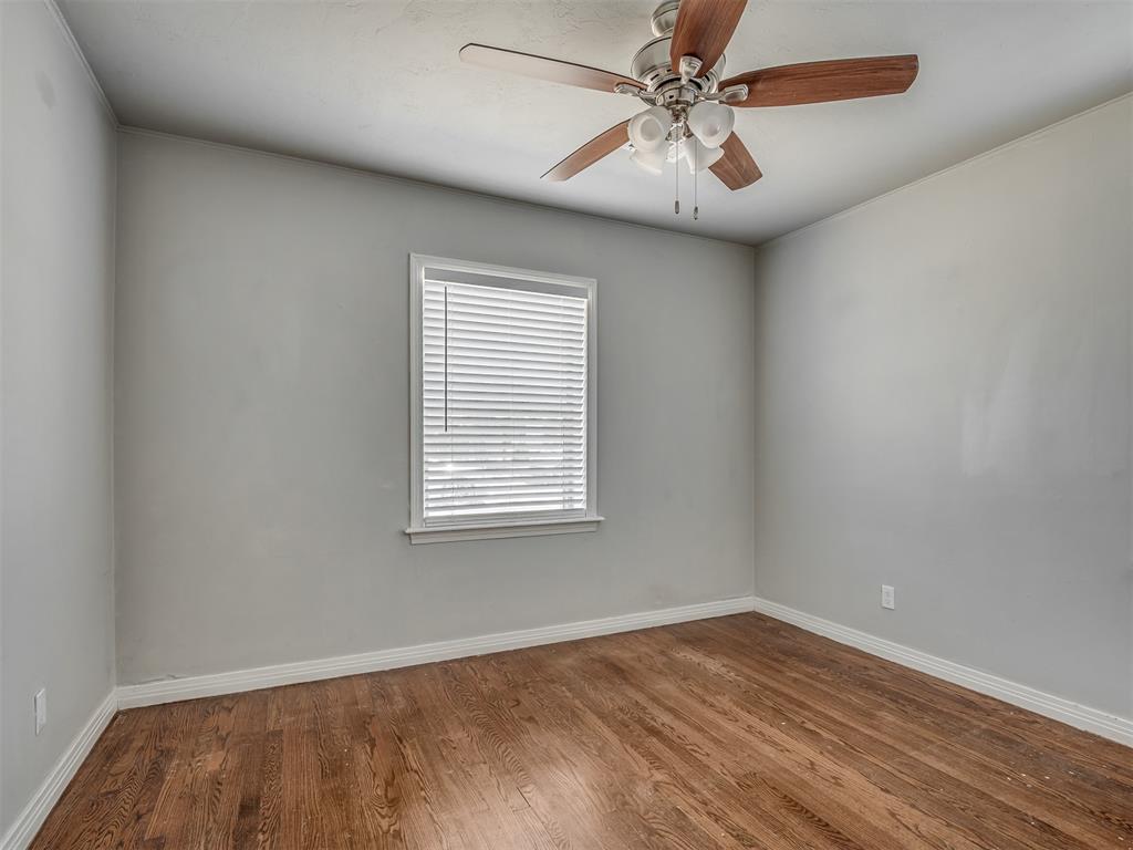 1414 Oxford Way Property Photo 24
