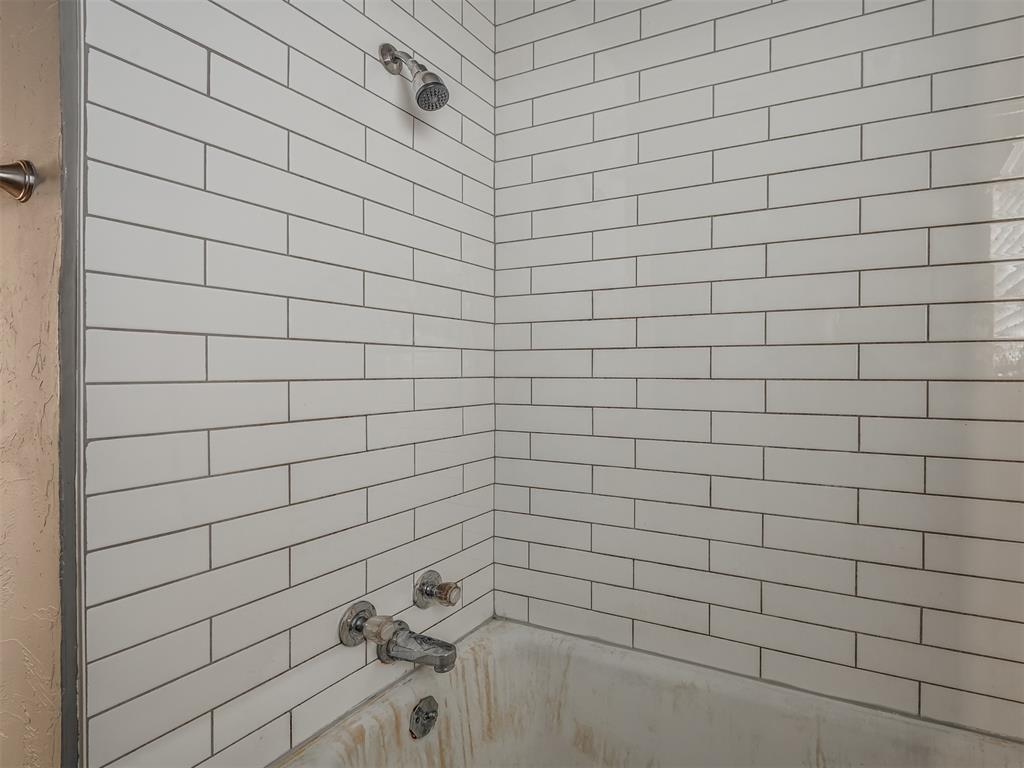 1414 Oxford Way Property Photo 29