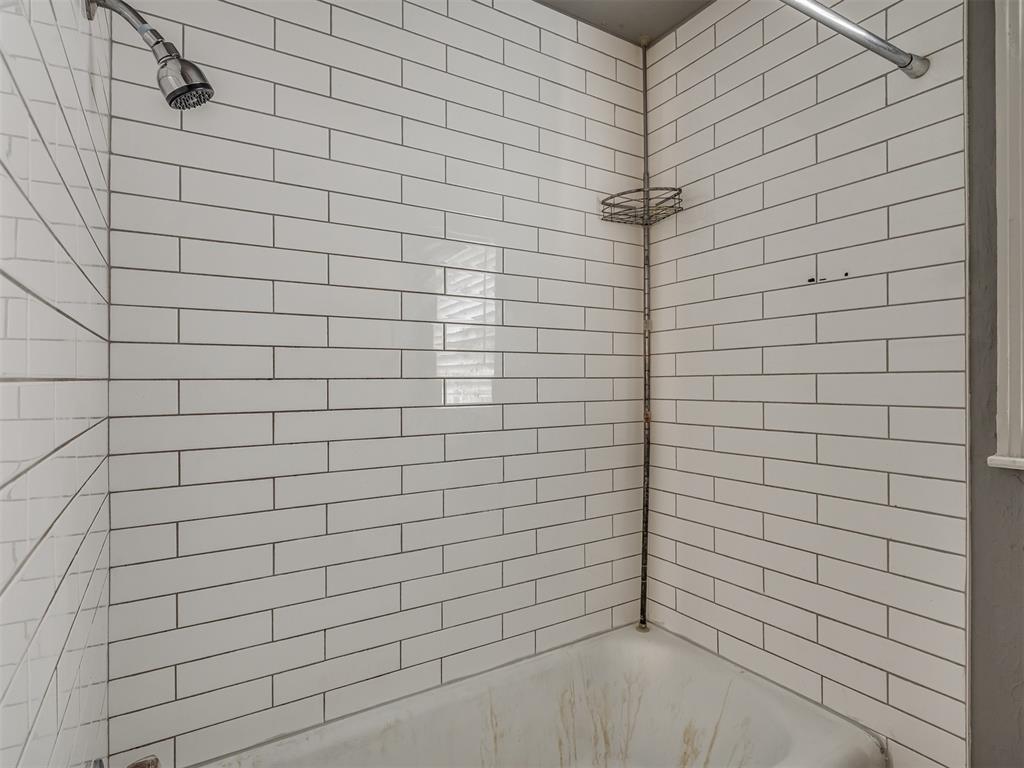 1414 Oxford Way Property Photo 30