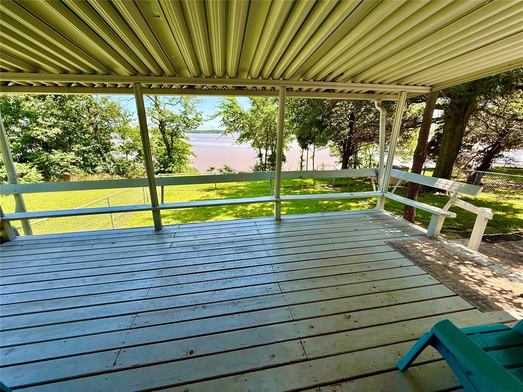 415472 1073 Road Property Photo 2
