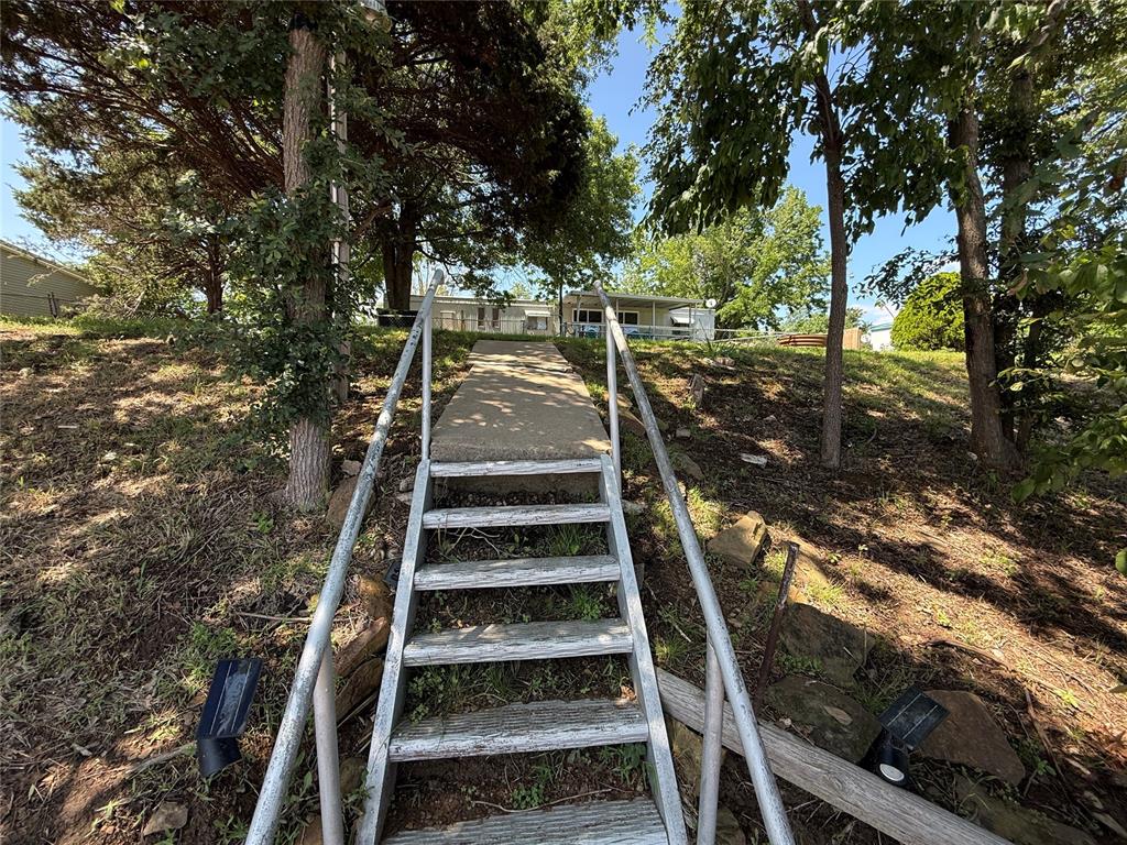 415472 1073 Road Property Photo 3