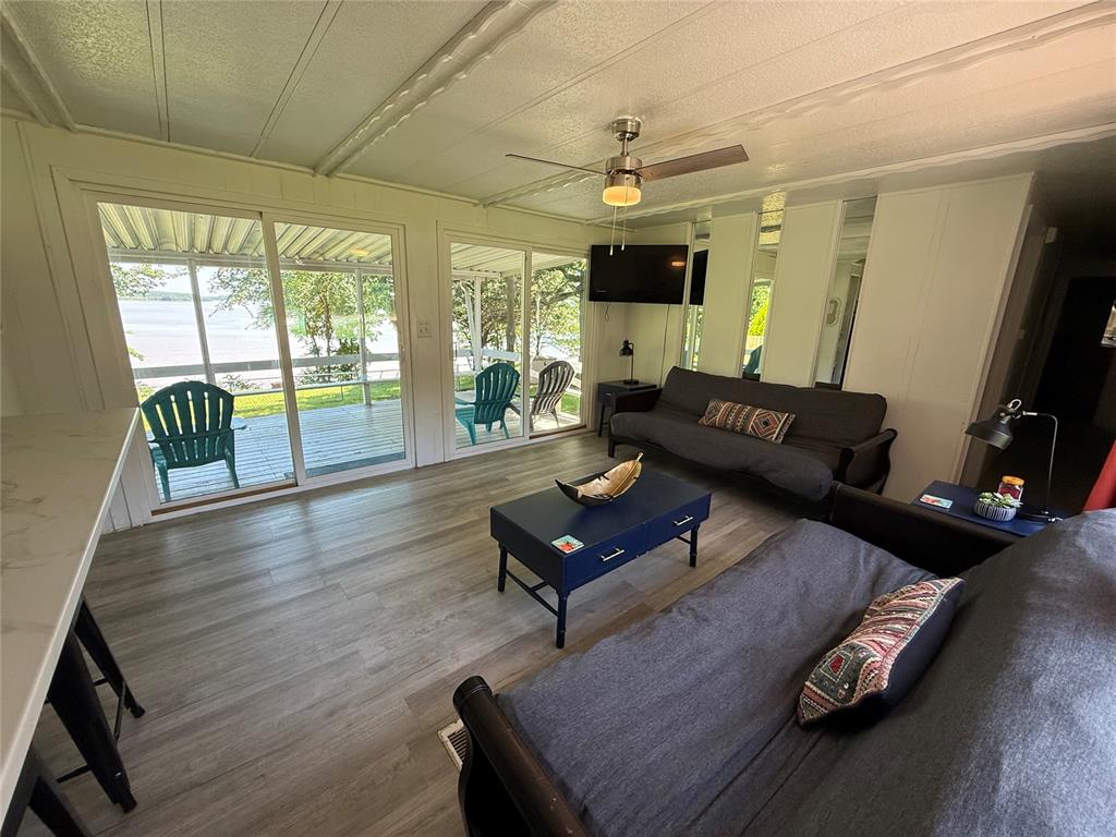415472 1073 Road Property Photo 9