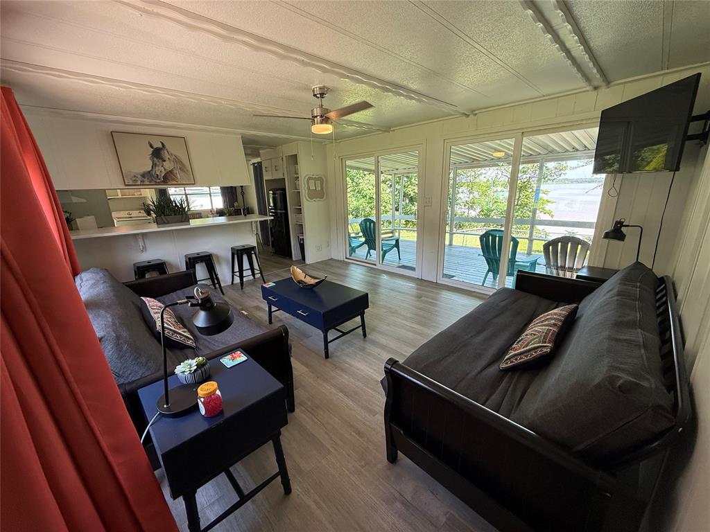 415472 1073 Road Property Photo 16