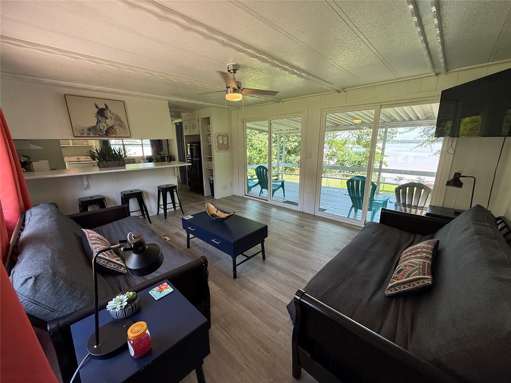 415472 1073 Road Property Photo 17