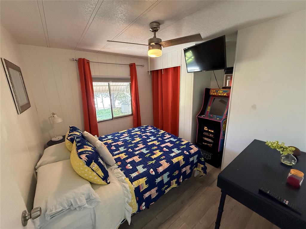 415472 1073 Road Property Photo 21