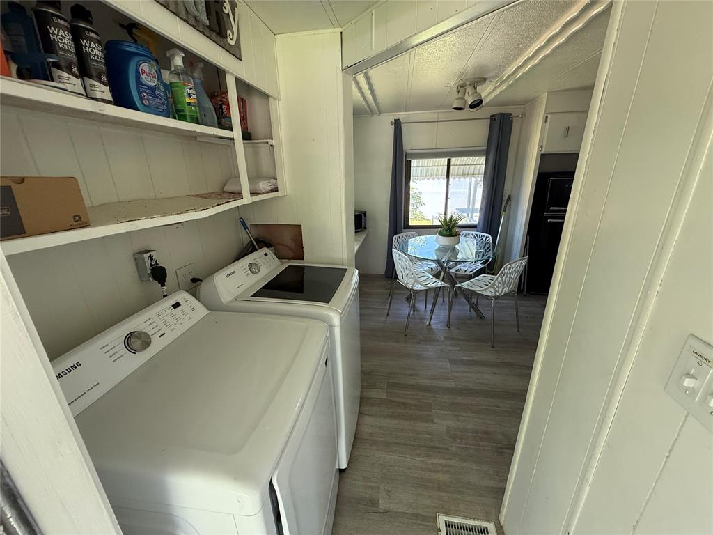 415472 1073 Road Property Photo 28