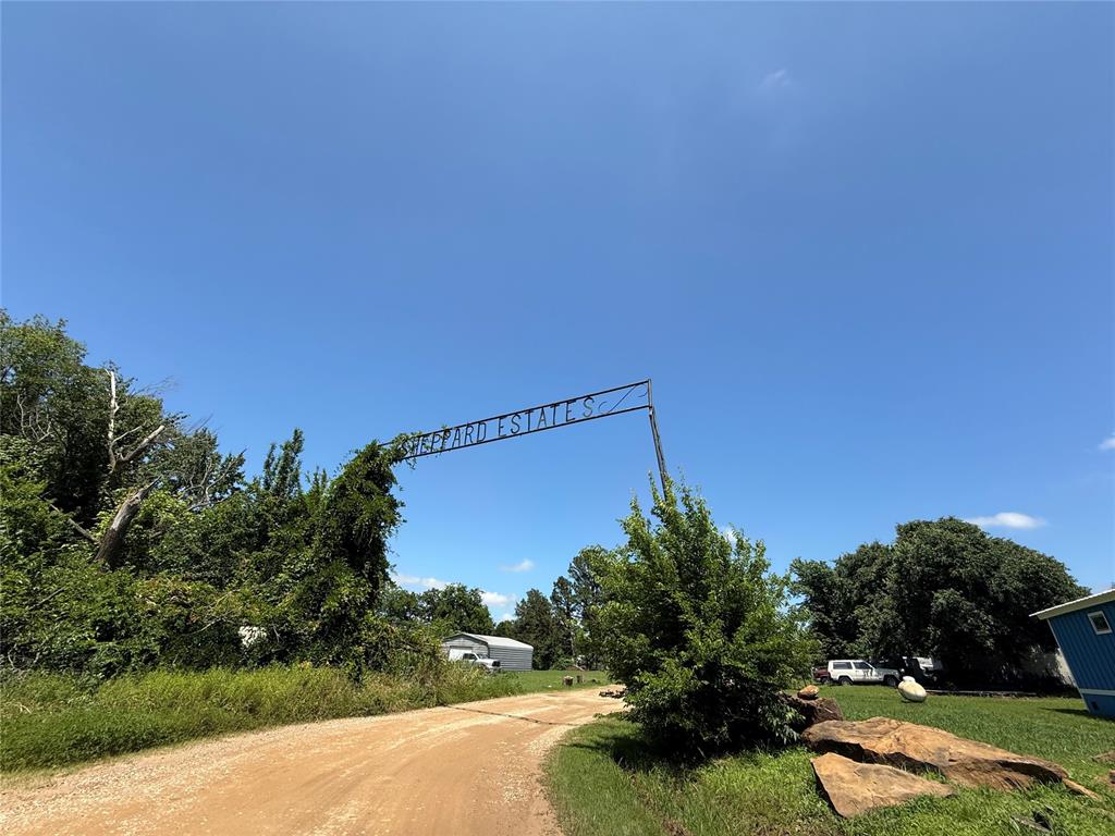 415472 1073 Road Property Photo 41
