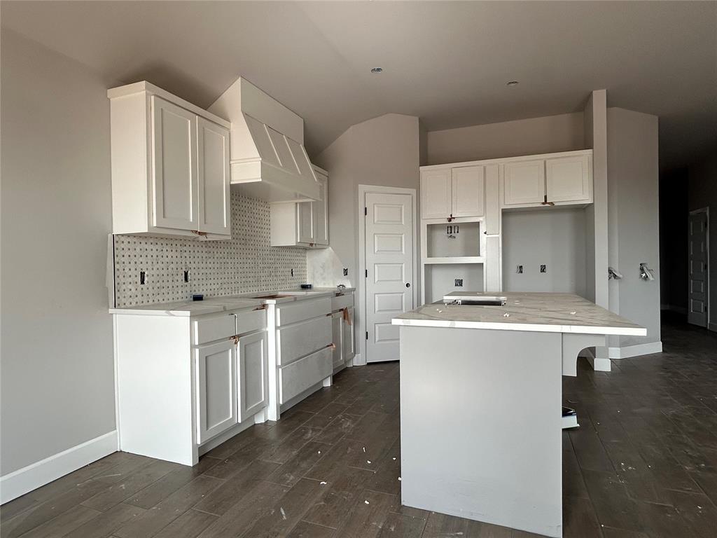 14105 Giverny Avenue Property Photo 8