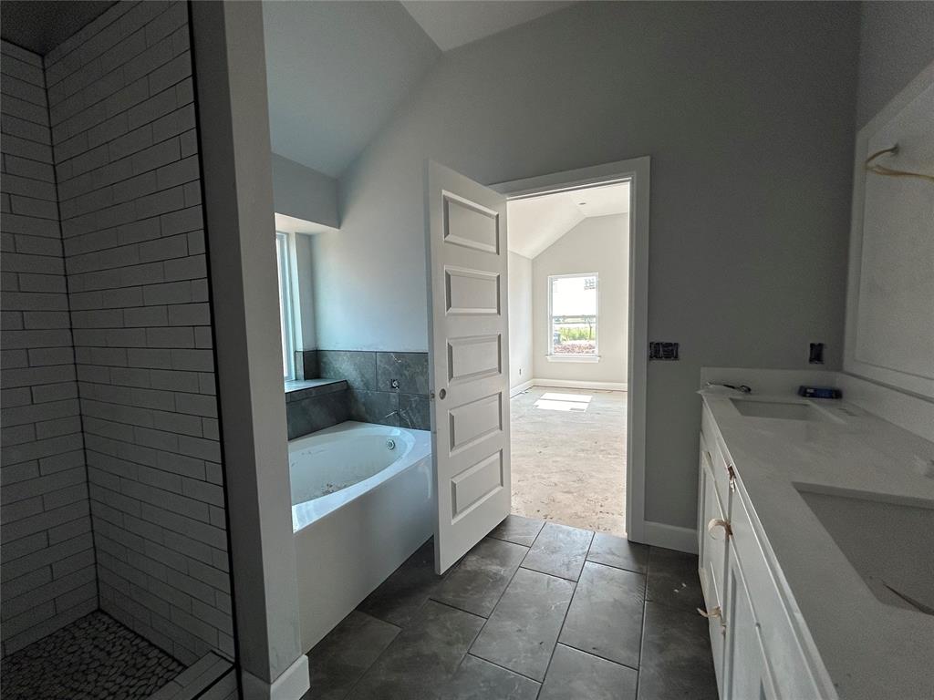 14105 Giverny Avenue Property Photo 10