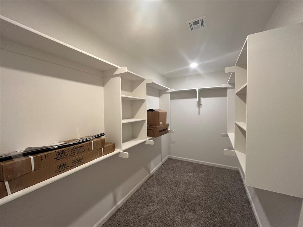 18208 Austin Court Property Photo 9