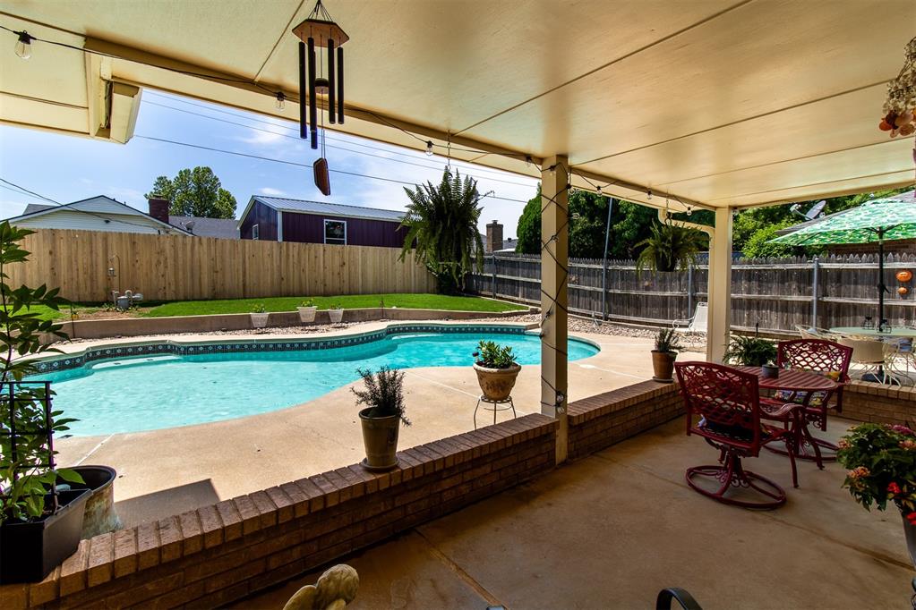 3405 Oak Grove Drive Property Photo 1