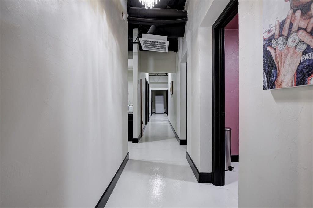 6500 N Meridian Avenue Property Photo 12