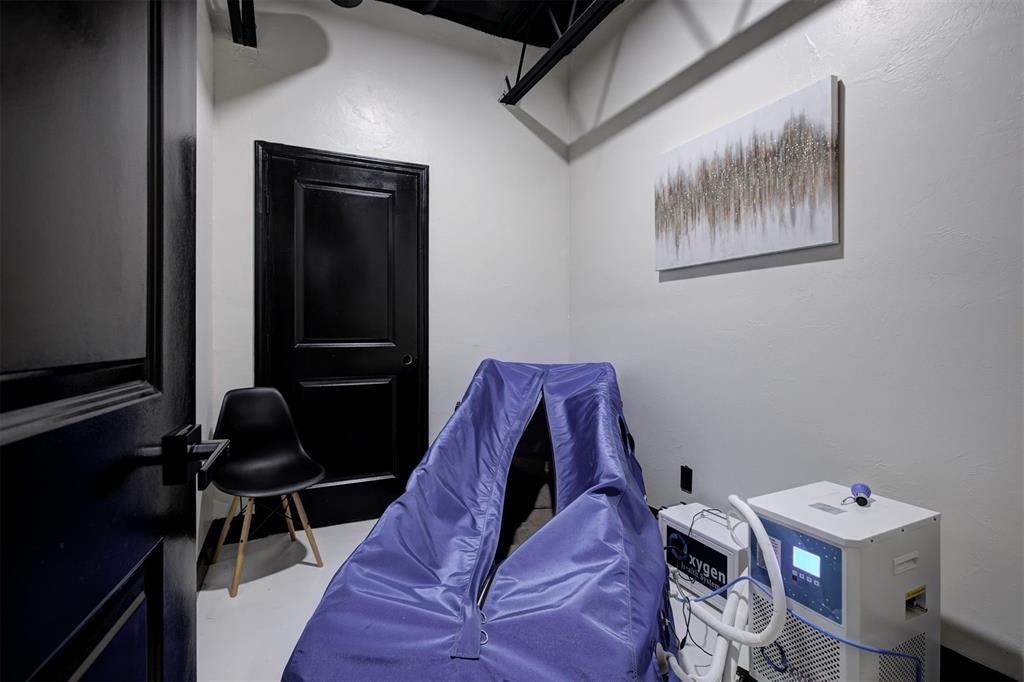 6500 N Meridian Avenue Property Photo 21