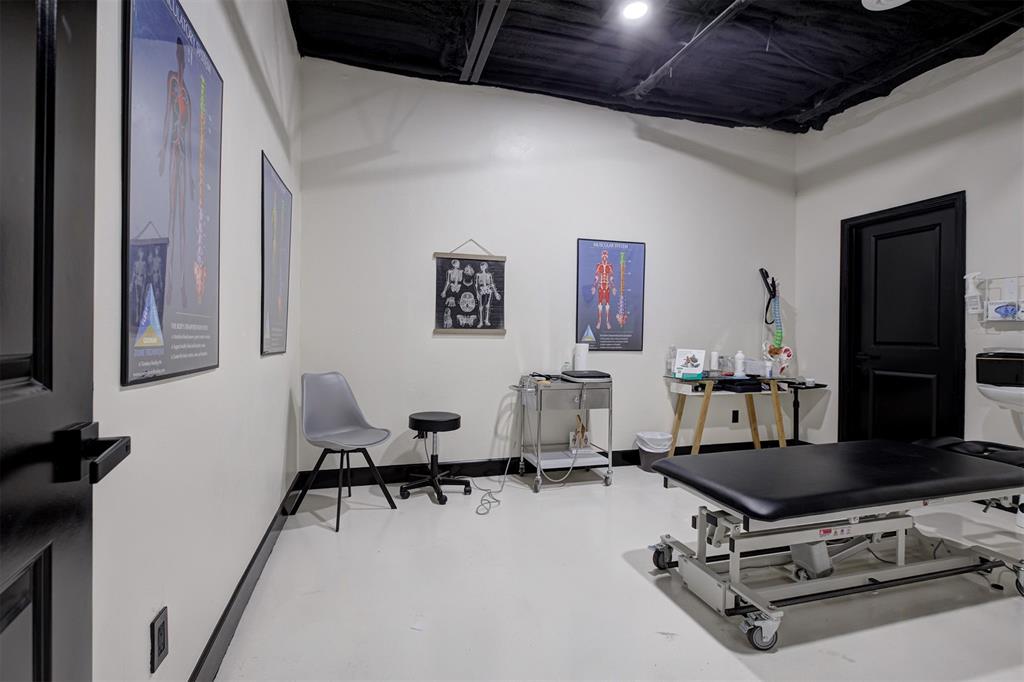 6500 N Meridian Avenue Property Photo 24