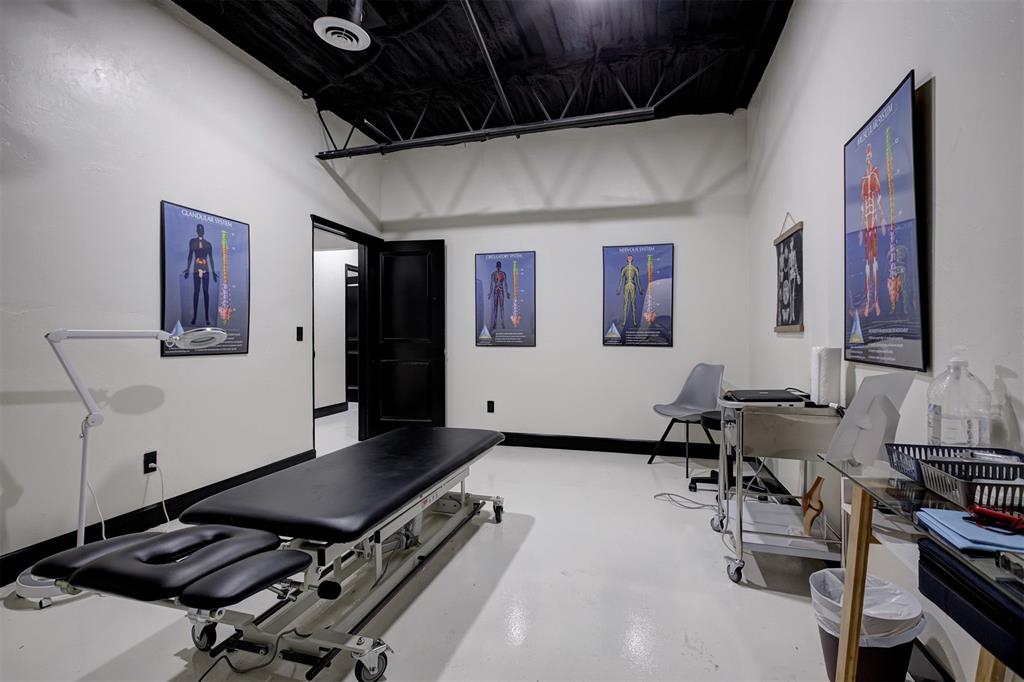 6500 N Meridian Avenue Property Photo 25