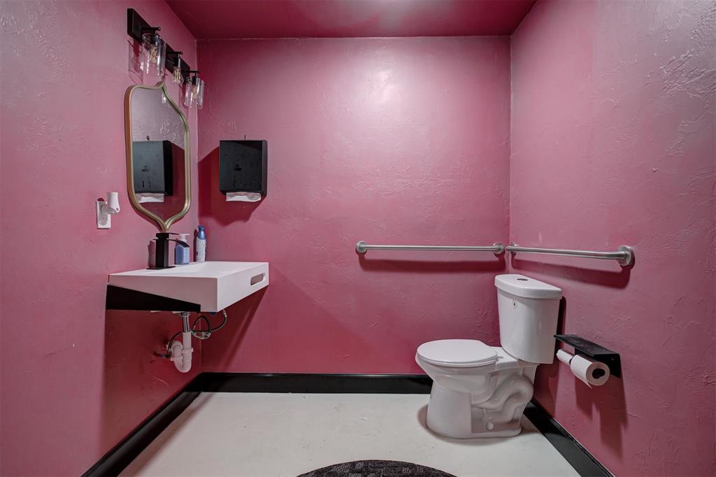 6500 N Meridian Avenue Property Photo 30