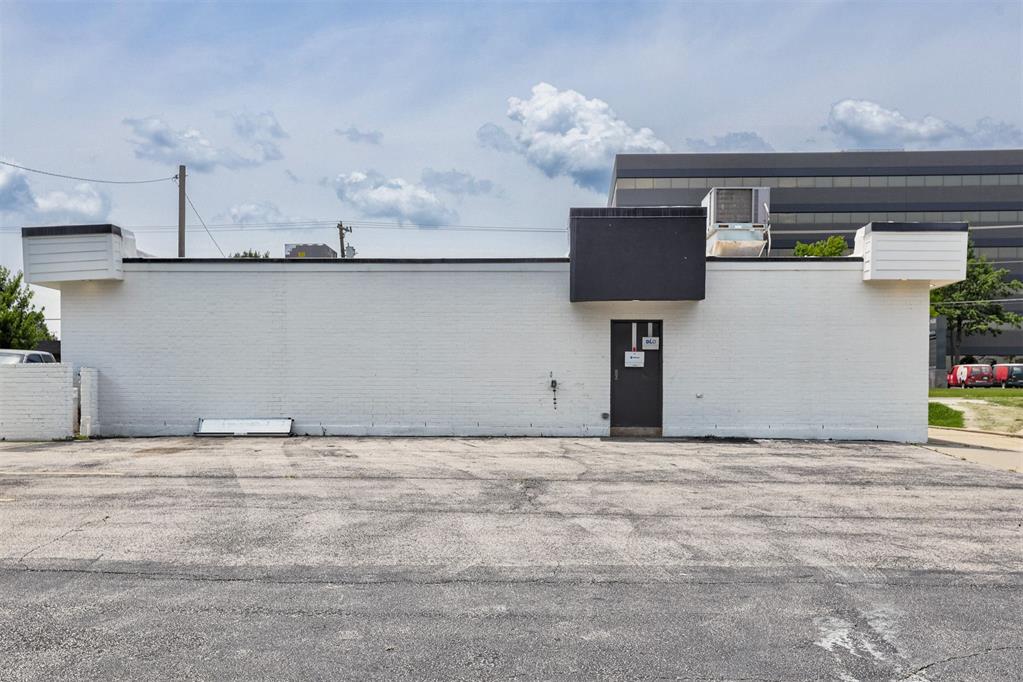 6500 N Meridian Avenue Property Photo 38