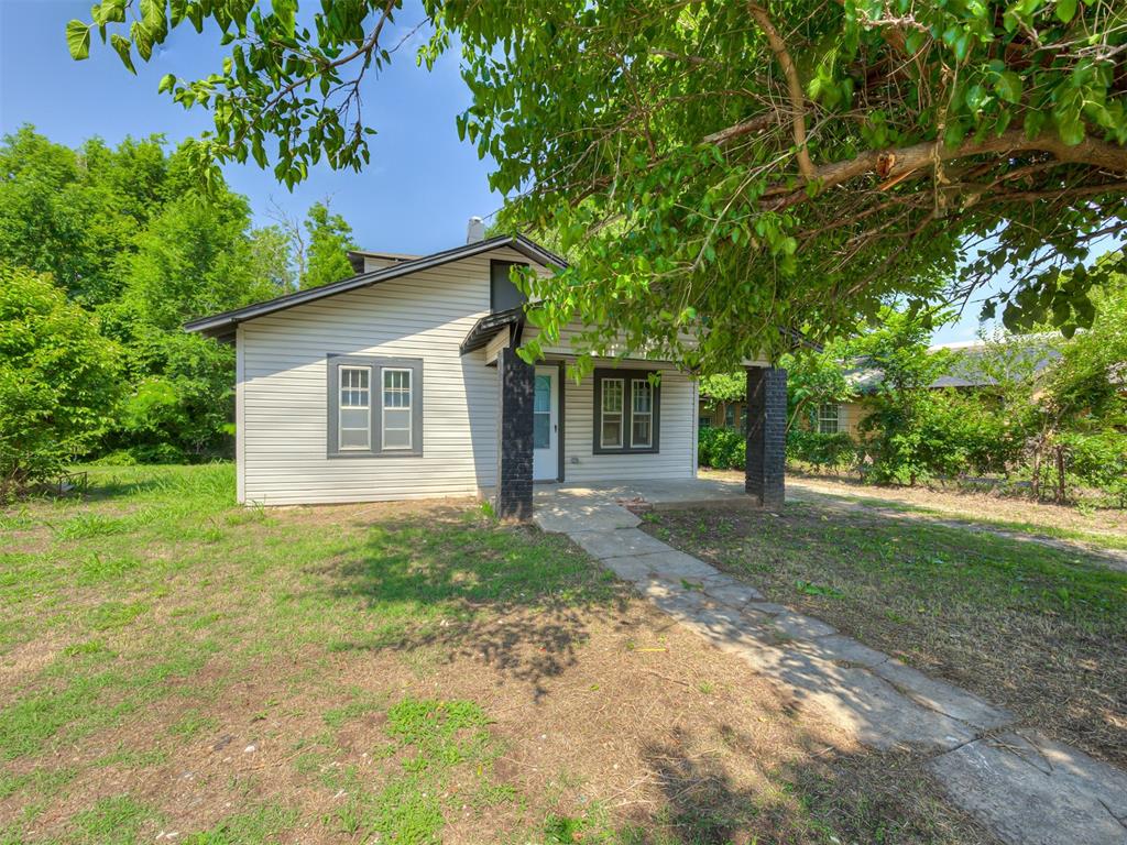 707 N Admire Avenue Property Photo 1