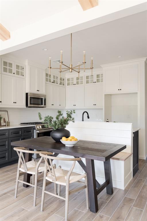 4704 Half Moon Way Property Photo 20