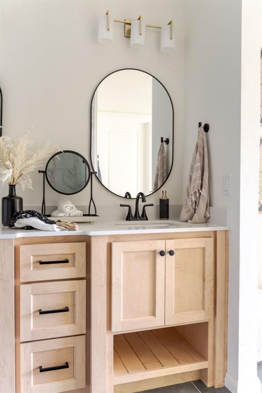 4704 Half Moon Way Property Photo 22