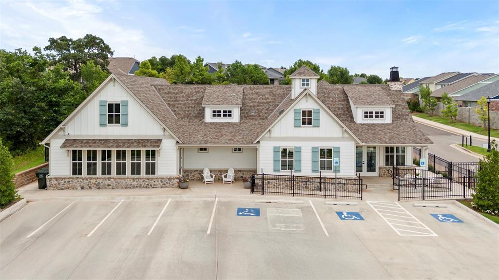 4704 Half Moon Way Property Photo 29