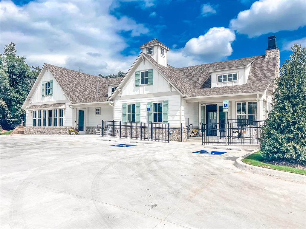 4704 Half Moon Way Property Photo 33