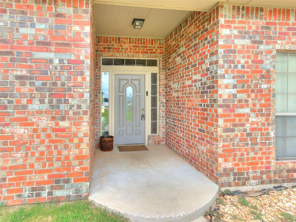 7933 Lindsay Lane Property Photo 4