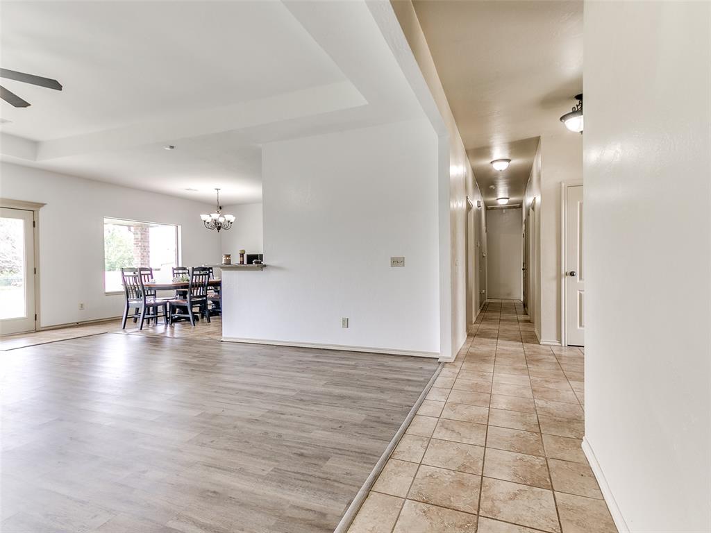 7933 Lindsay Lane Property Photo 11