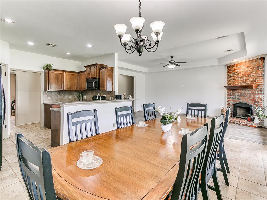 7933 Lindsay Lane Property Photo 12