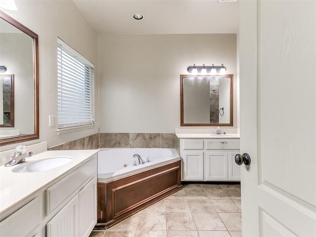 7933 Lindsay Lane Property Photo 21