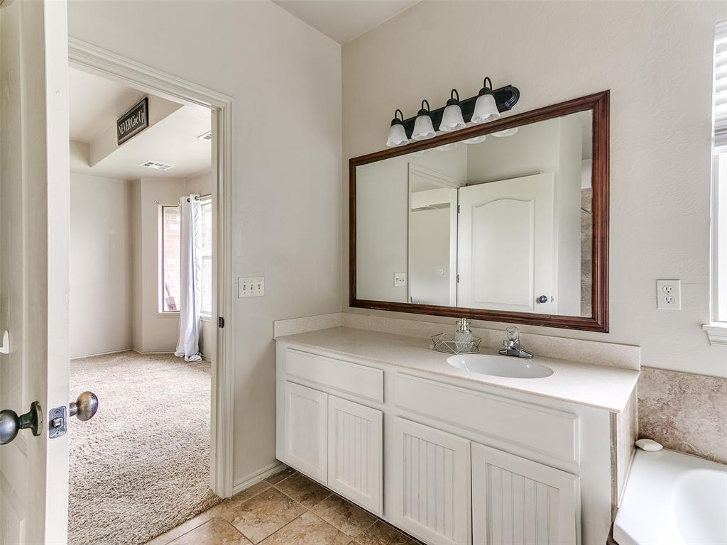 7933 Lindsay Lane Property Photo 37