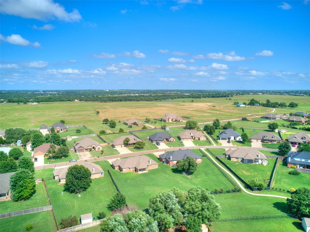 7933 Lindsay Lane Property Photo 40