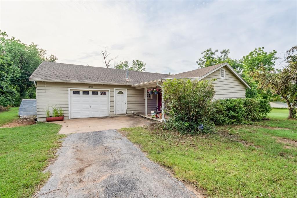300 S Davidson Road Property Photo 1