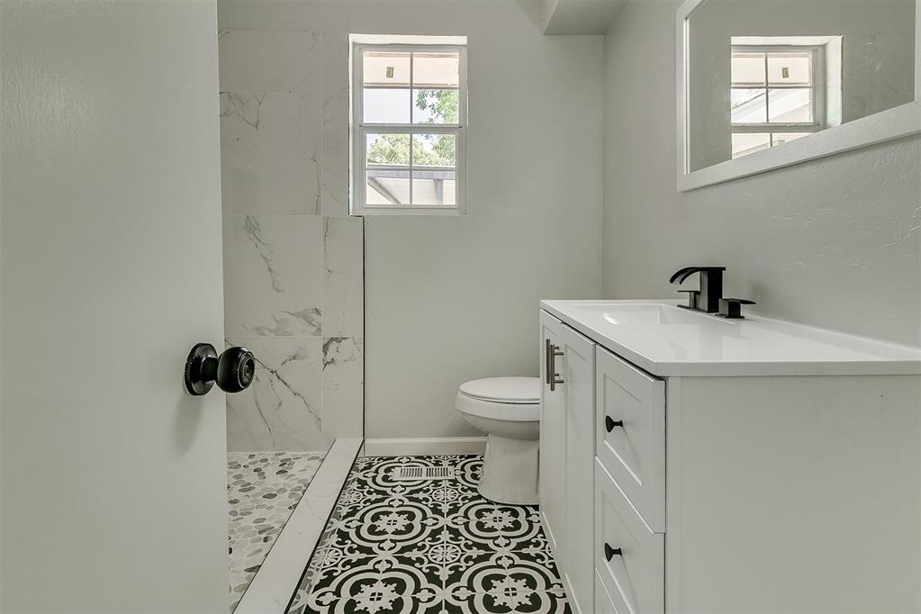 5309 S Blackwelder Avenue Property Photo 32