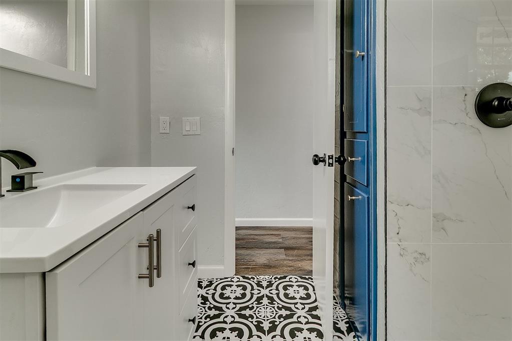 5309 S Blackwelder Avenue Property Photo 34